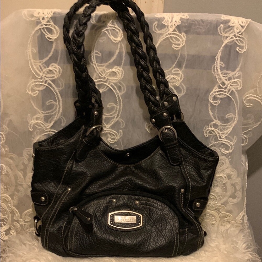 Elegant Black Leather Handbag